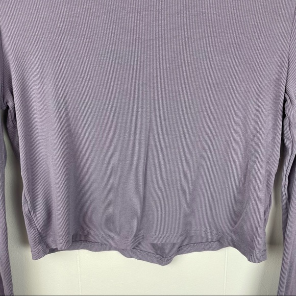 H&M DIVIDED Lilac Ribbed Mockneck Long Sleeve Crop Top - Picture 5 of 8